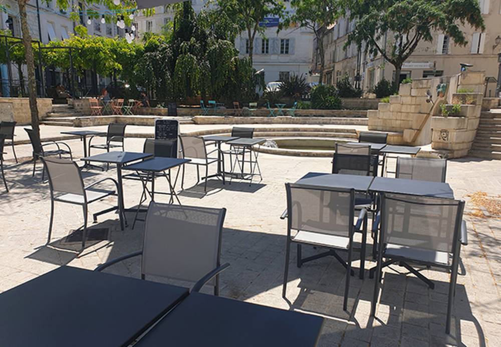 Restaurant terrasse près de Fléac